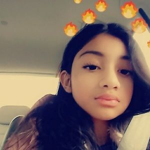 Meet your Posher, Angie